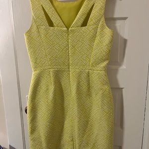 Tahari size 10 chartreuse dress, lined with pin darts and reveal at the back.